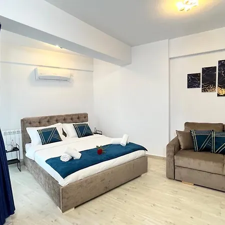 Lejlighed Embassy Mamaia Nord - Piscina Pe Acoperis & Parcare Gratis