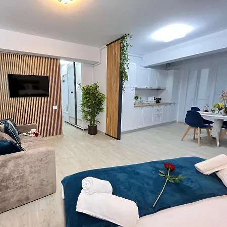Embassy Mamaia Nord - Piscina Pe Acoperis & Parcare Gratis Apartman *