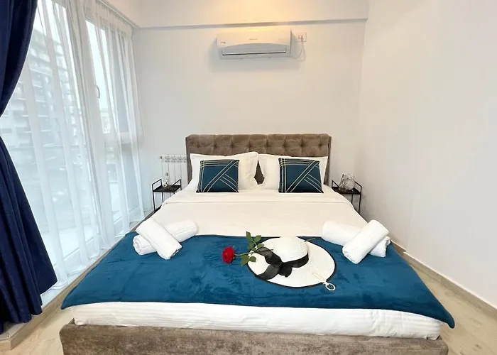 Lägenhet Embassy Mamaia Nord - Piscina Pe Acoperis & Parcare Gratis *