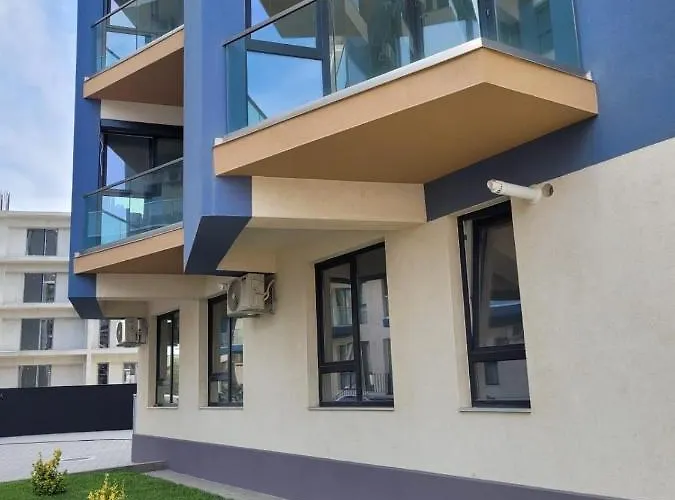 Lägenhet Embassy Mamaia Nord - Piscina Pe Acoperis & Parcare Gratis Năvodari