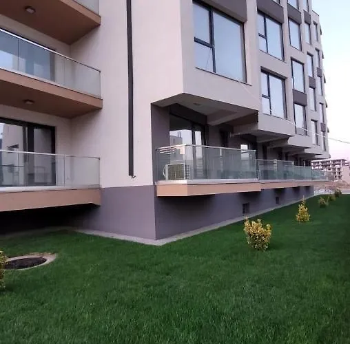 Lägenhet Embassy Mamaia Nord - Piscina Pe Acoperis & Parcare Gratis Năvodari